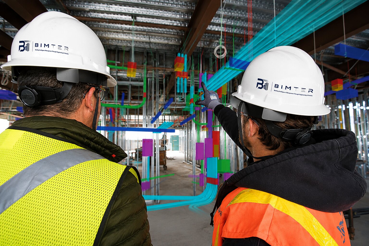 Équipes BIMTER visualisant les réseaux MEP en réalité augmentée sur le chantier